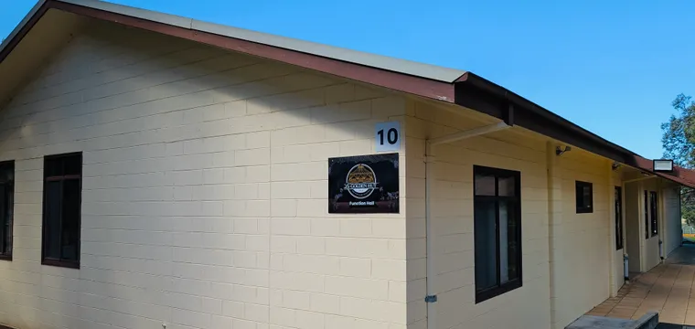 Le Golden Hut